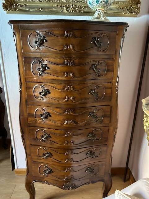 Louis XV style chiffonnier with seven drawers