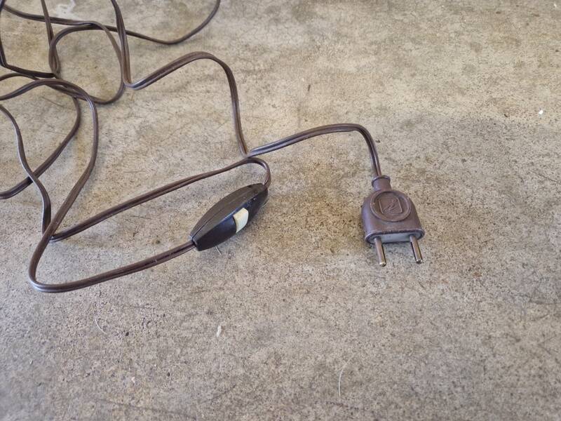 Oak floor lamp - In the style of Charles Dudouyt - Brutalist design