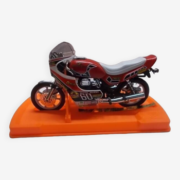 Miniature motorcycle collection moto guzzi v65 lario carrera