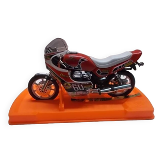 Miniature motorcycle collection moto guzzi v65 lario carrera