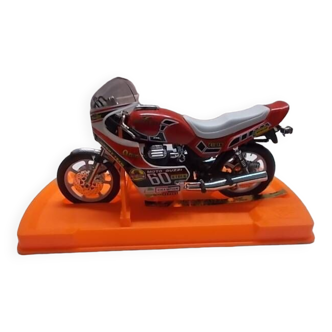 Moto miniature collection moto guzzi v65 lario carrera