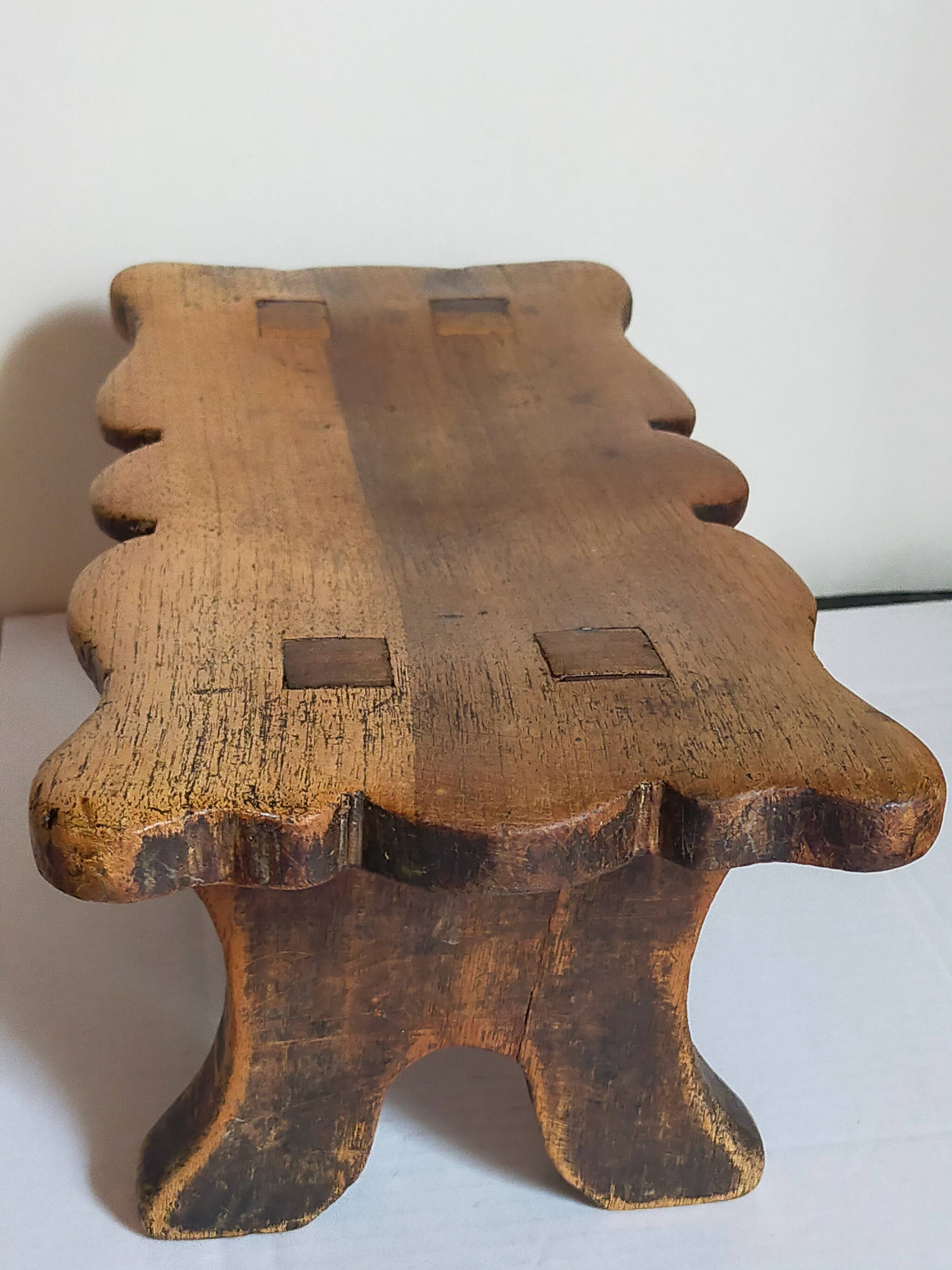Old footstool in solid wood 19th century
