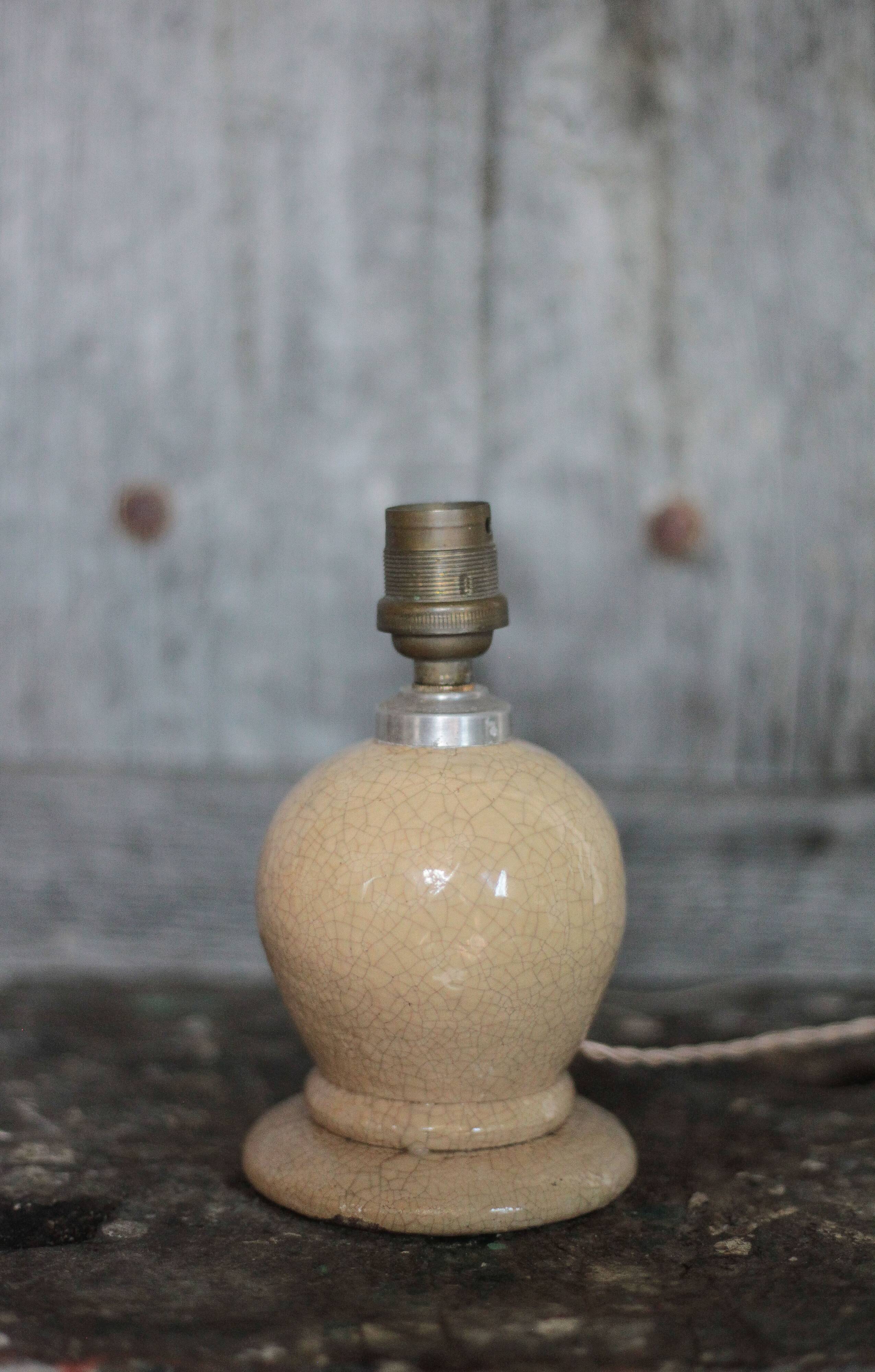 Cracked ceramic Art Deco lamp, table lamp, bedside lamp.
