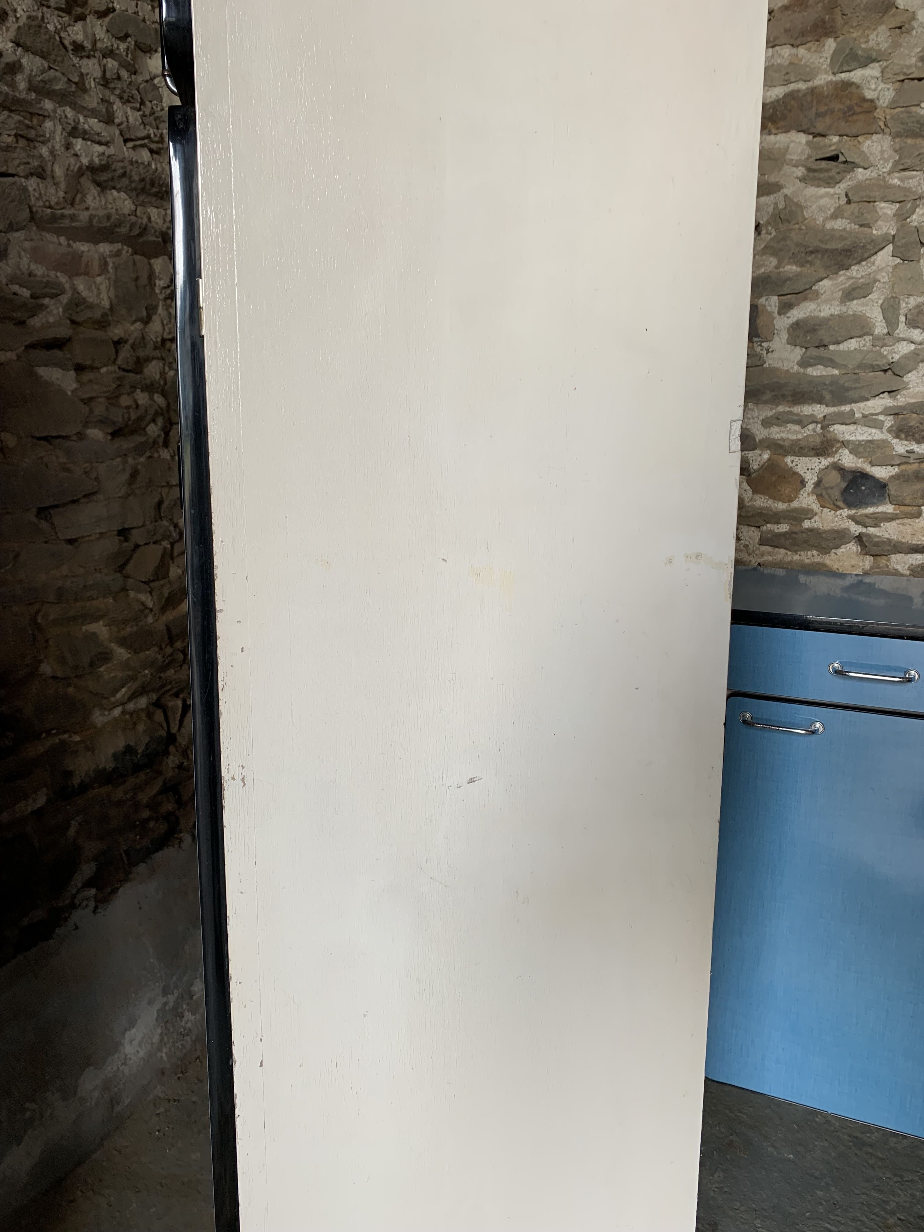 2-door wardrobe
