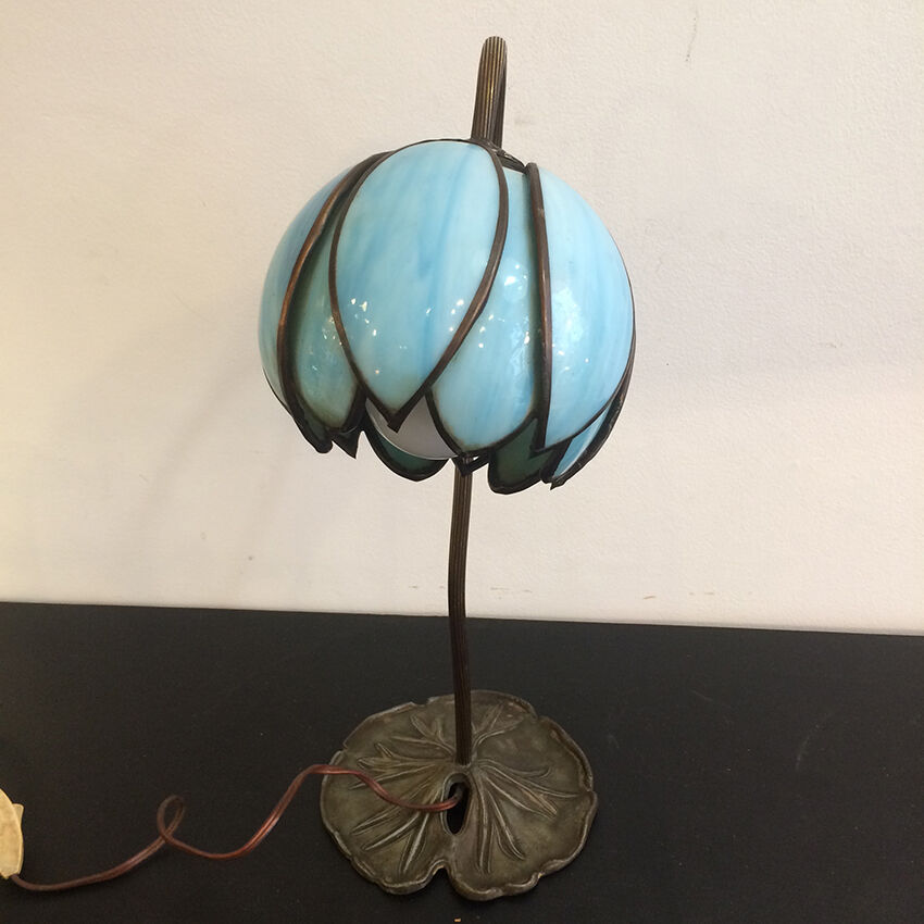 Art deco lamp bronze foot, blue glass flower globe