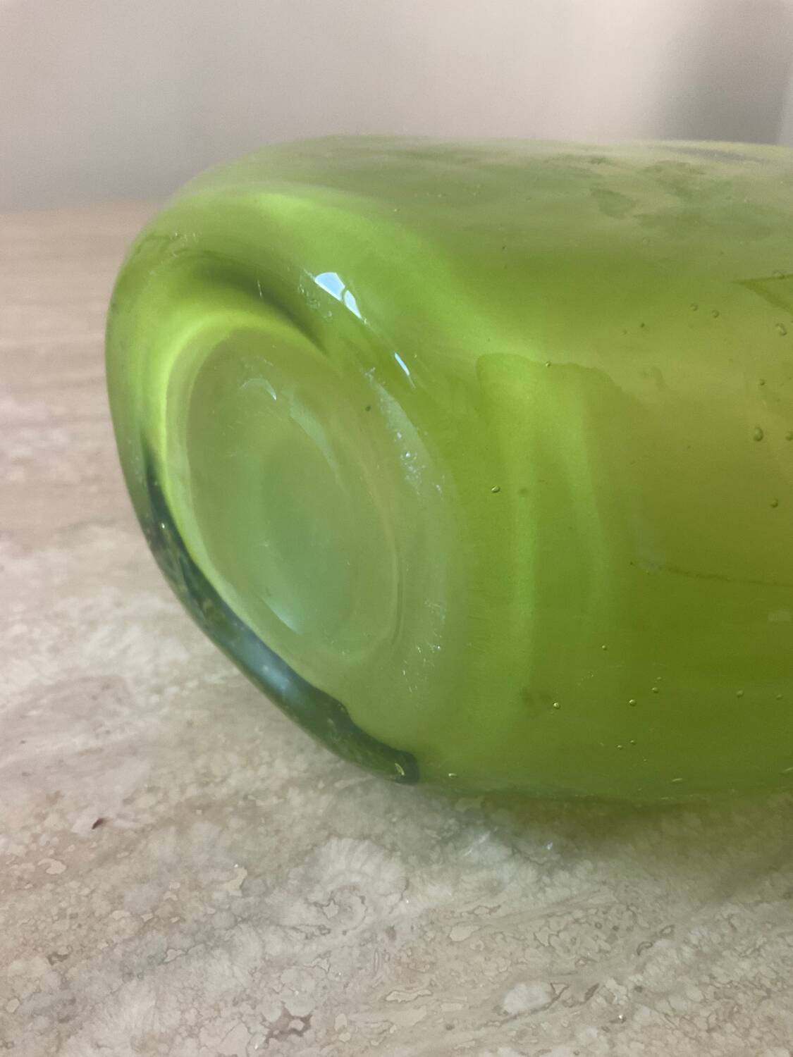 Murano vase in bubble-blown glass paste