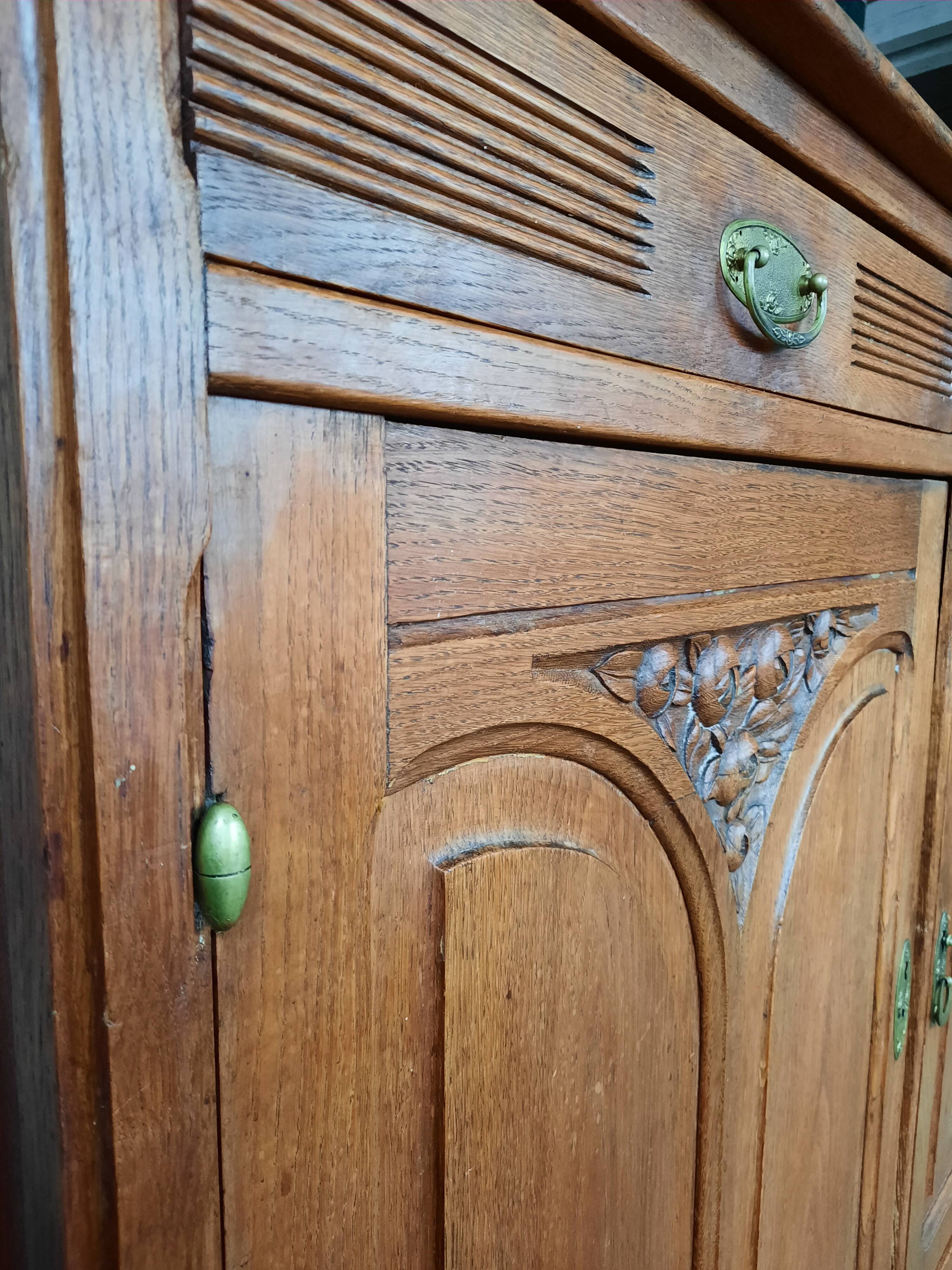 Parisian oak sideboard