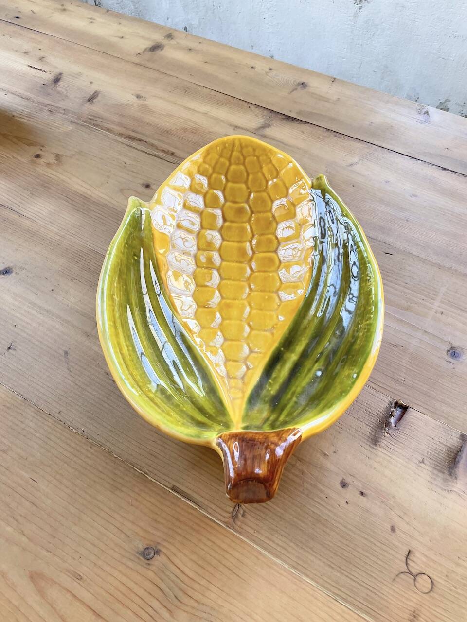 Large ceramic “corn” dish