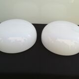 TWO PLAFONNIERS IN OPALINE OF ANNEES 60/70