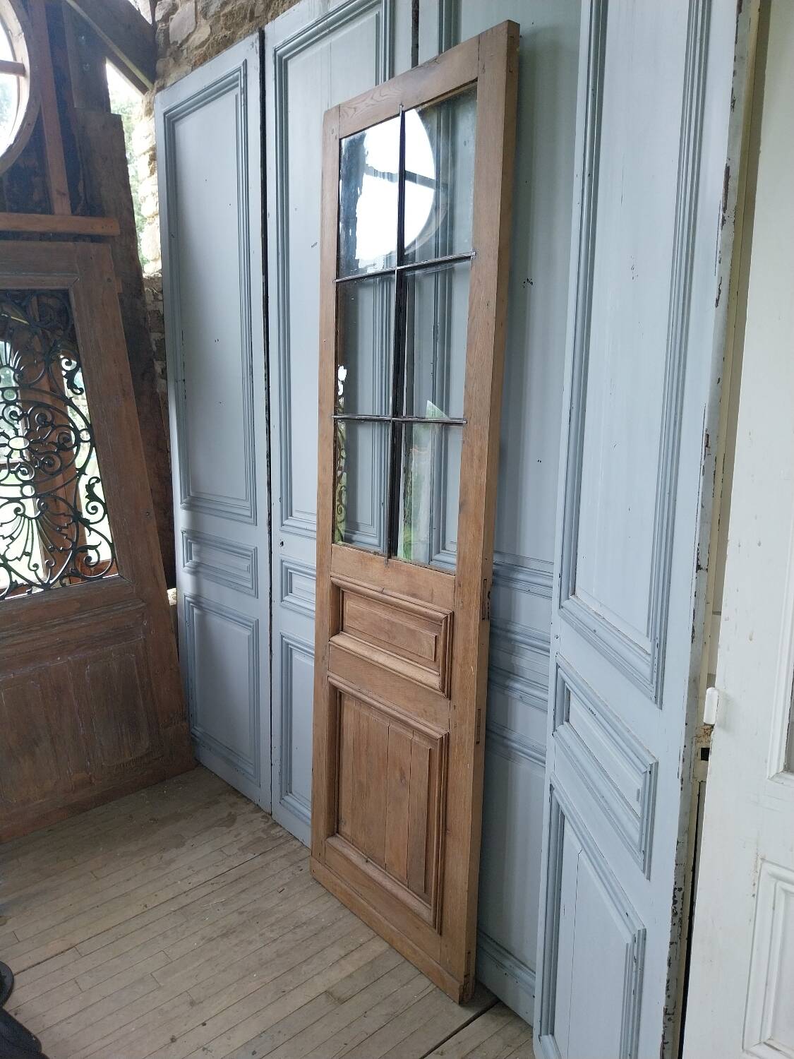 Oak door with 6 panes of glass