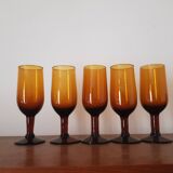 Set of 5 amber stemmed glasses