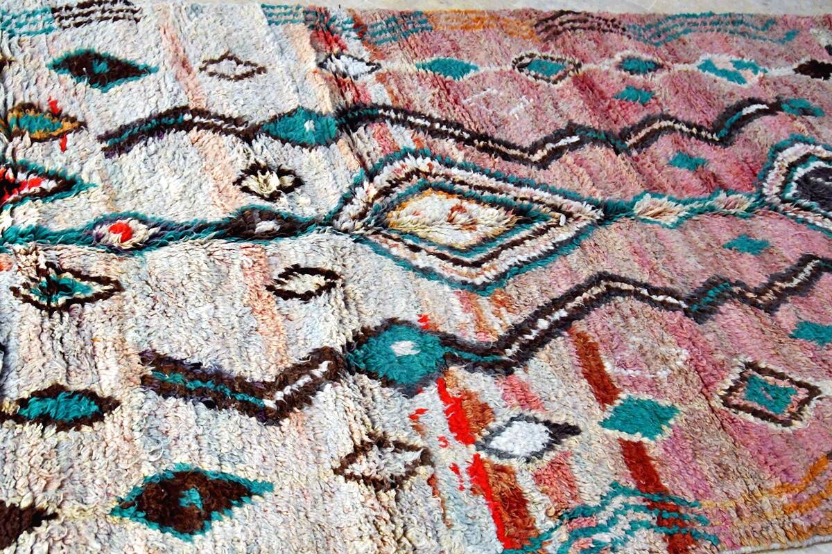 Boujaad Moroccan Berber rug 261 x 155 cm