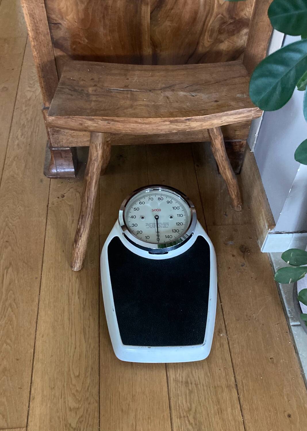 Doctor's scales 1960s/70s Vintage