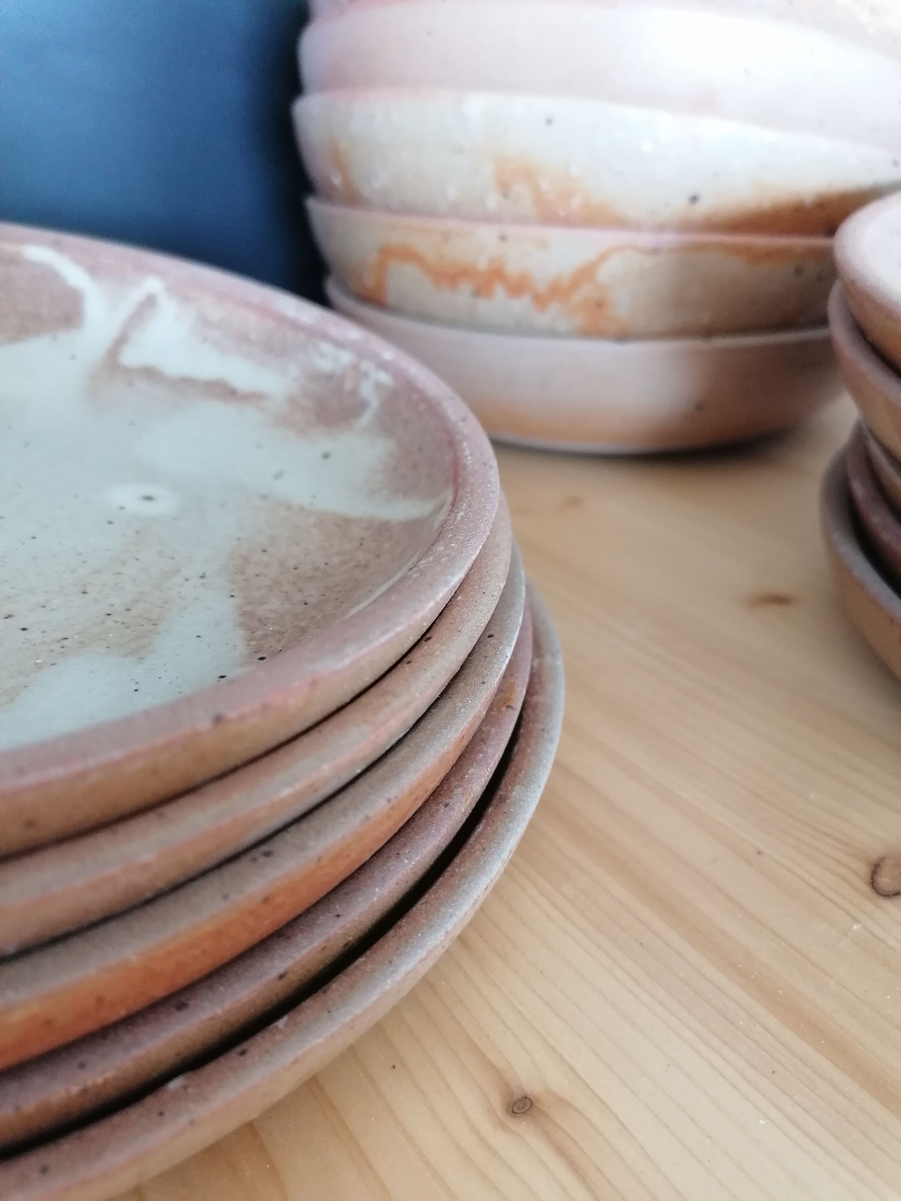 Lot of 6 sandstone plates