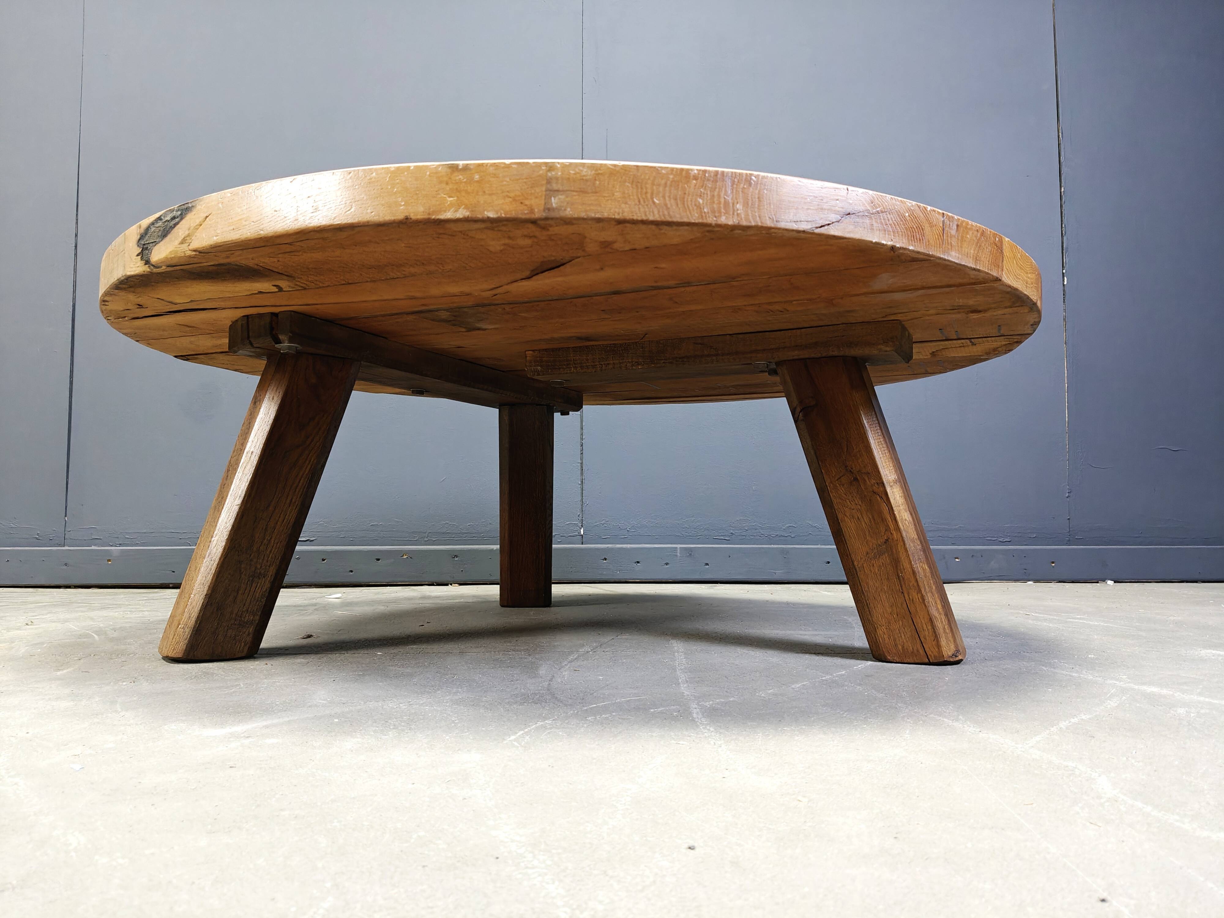 Large tripod round wooden brutalist coffee table, 1960s