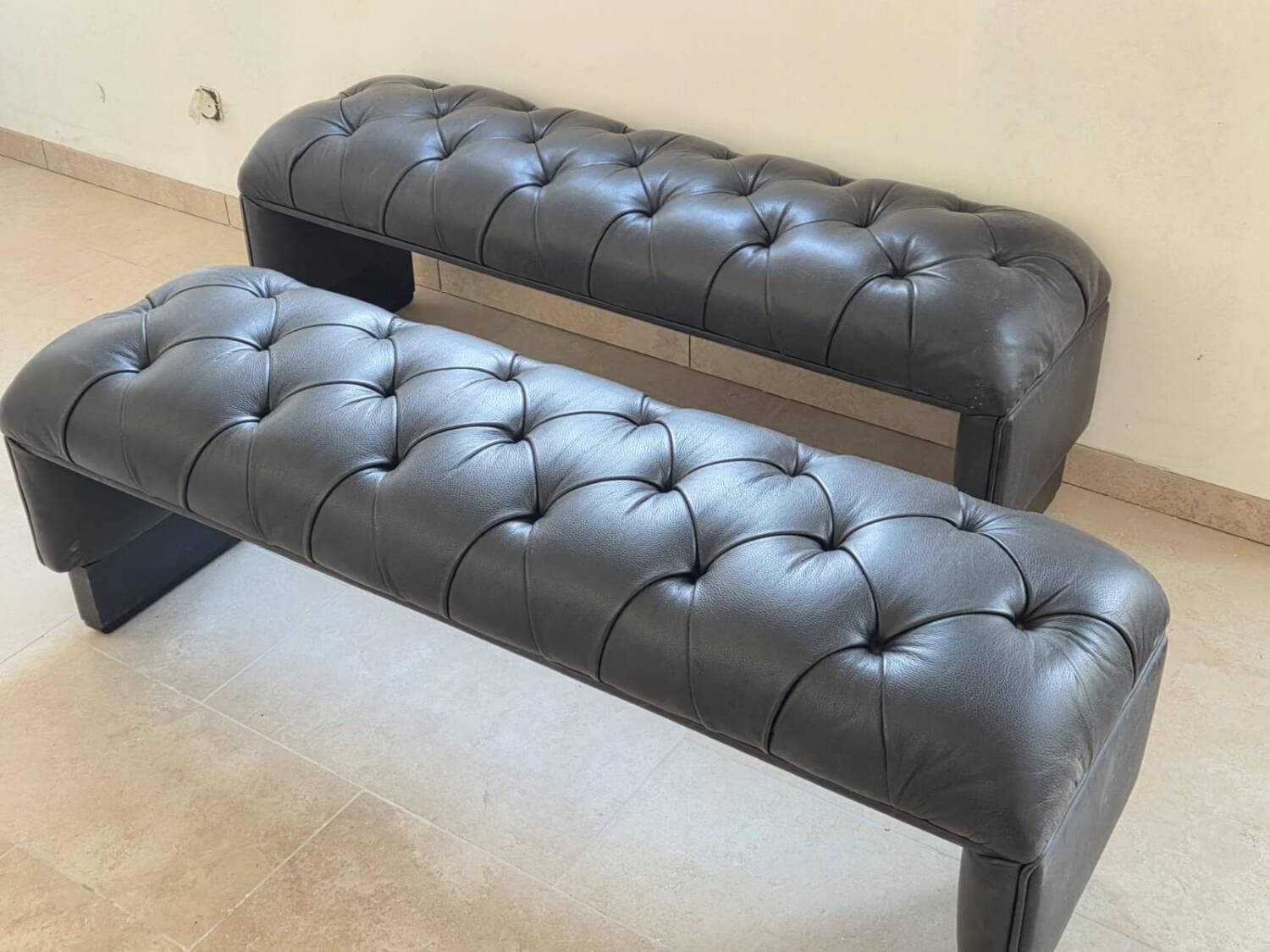 Leather banquettes