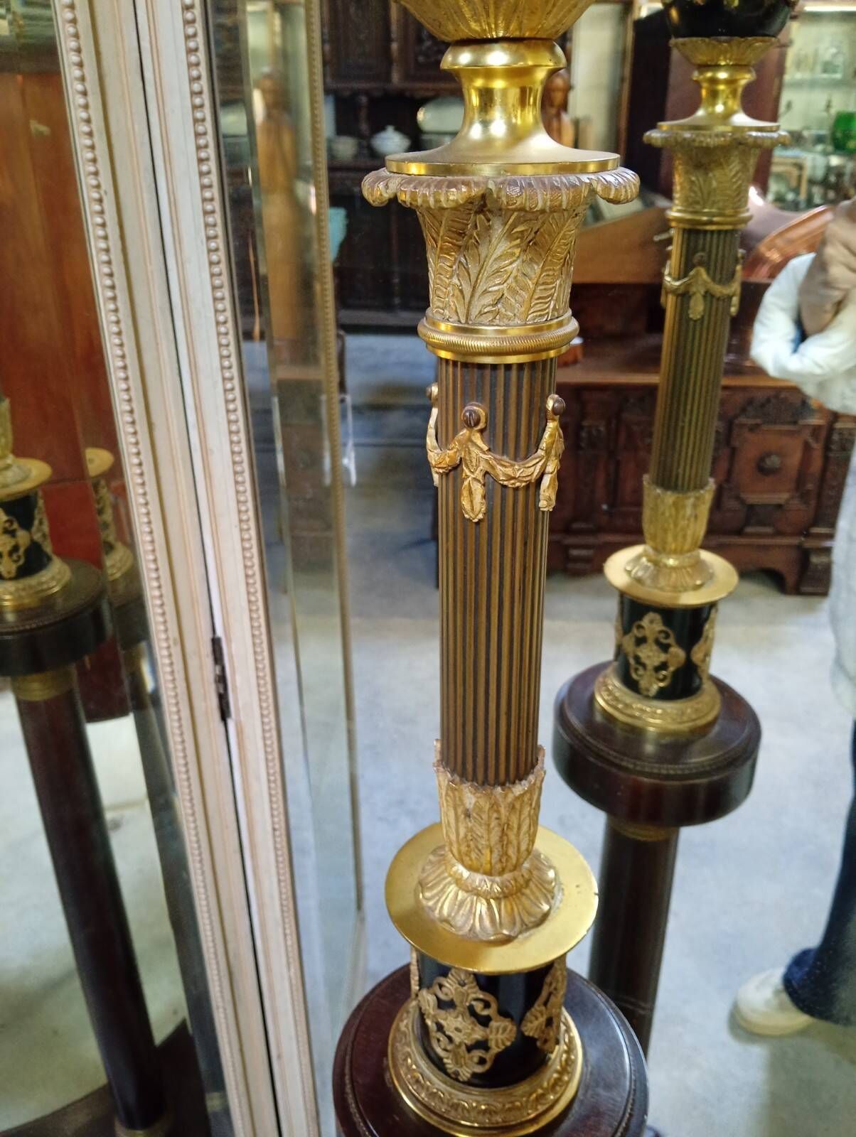 colonne en acajou et bronze doré, surmontée d’un aigle – époque Empire