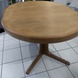 Baumann Extendable Round Table 1970s.