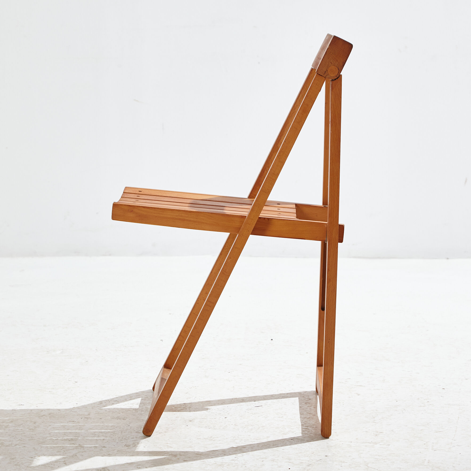 Chaises pliables en hêtre