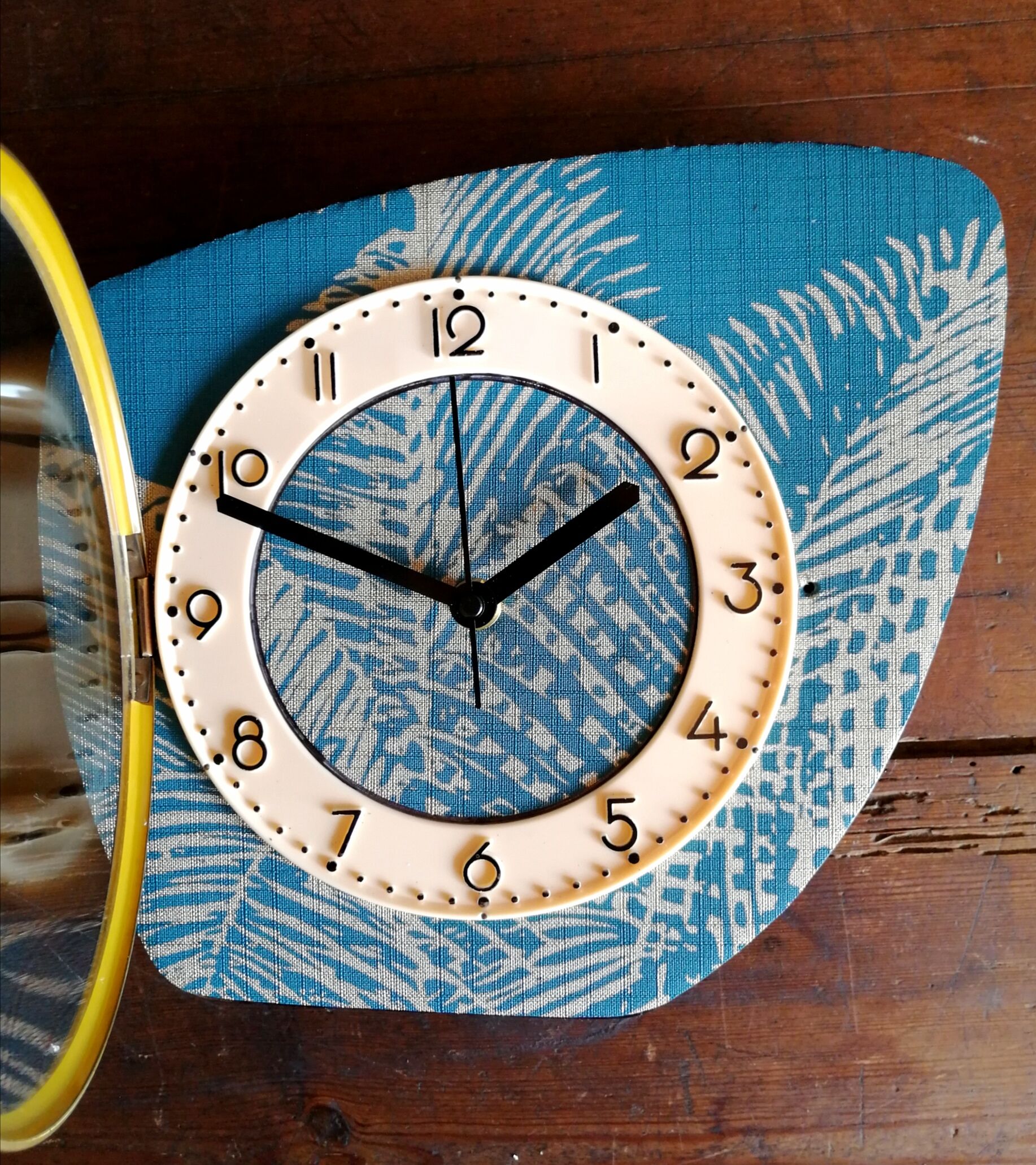 Vintage clock asymmetrical silent wall pendulum "Golden Green"