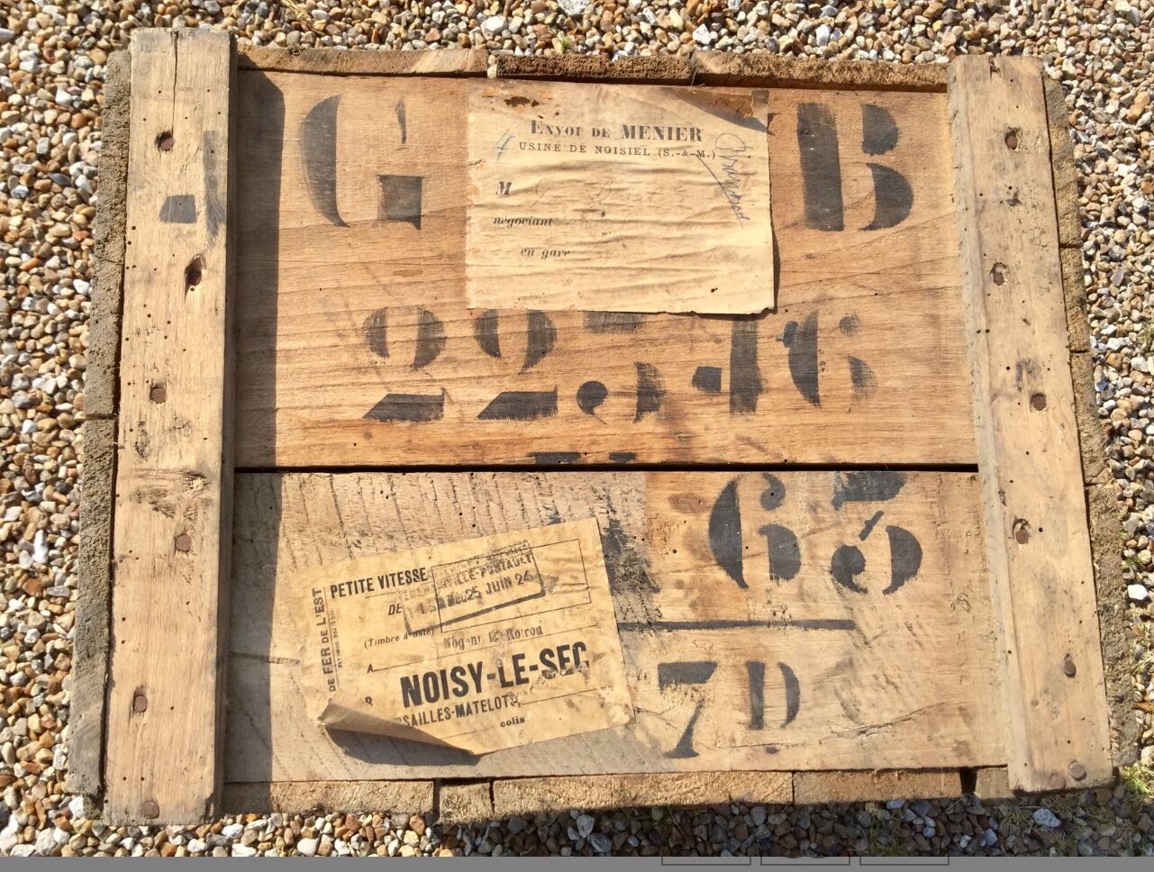 1925 menier chocolate wooden box