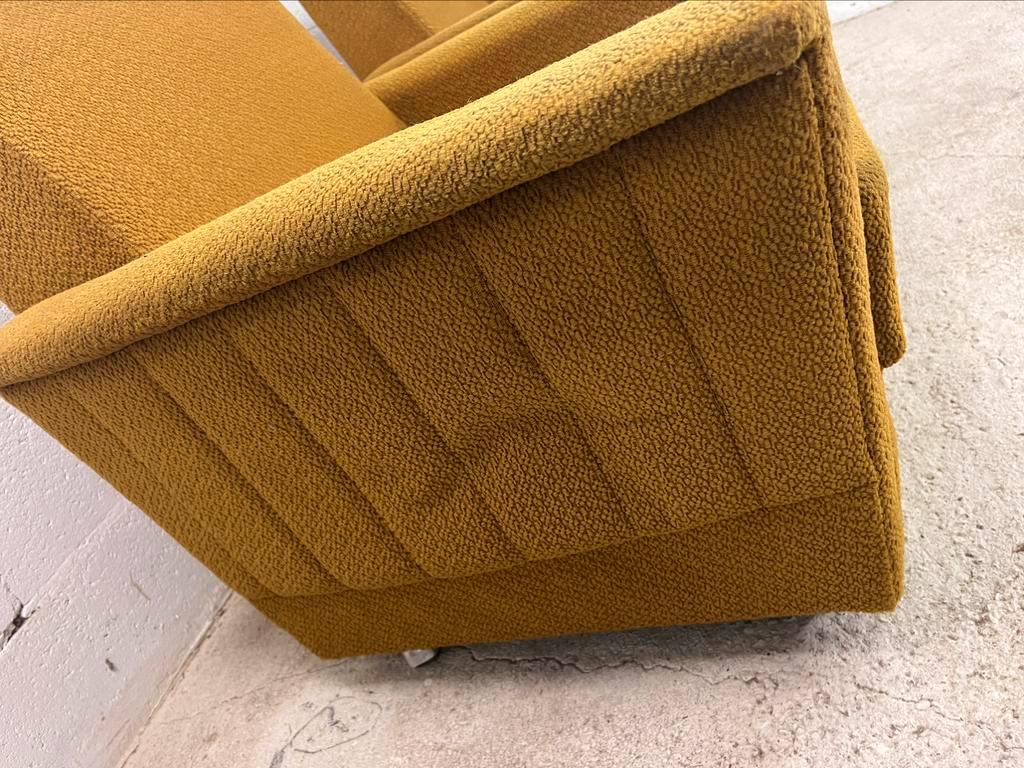 Set of 2 vintage armchairs