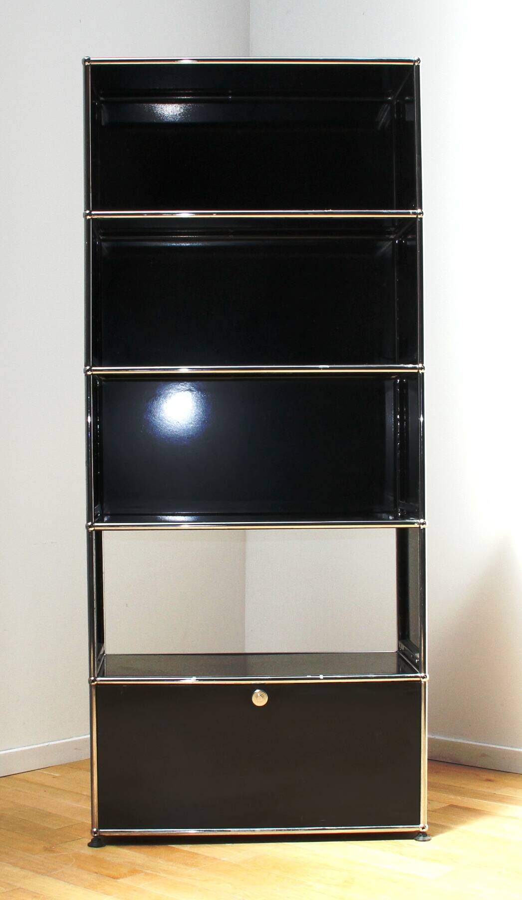 USM Haller storage unit