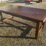 Farm table