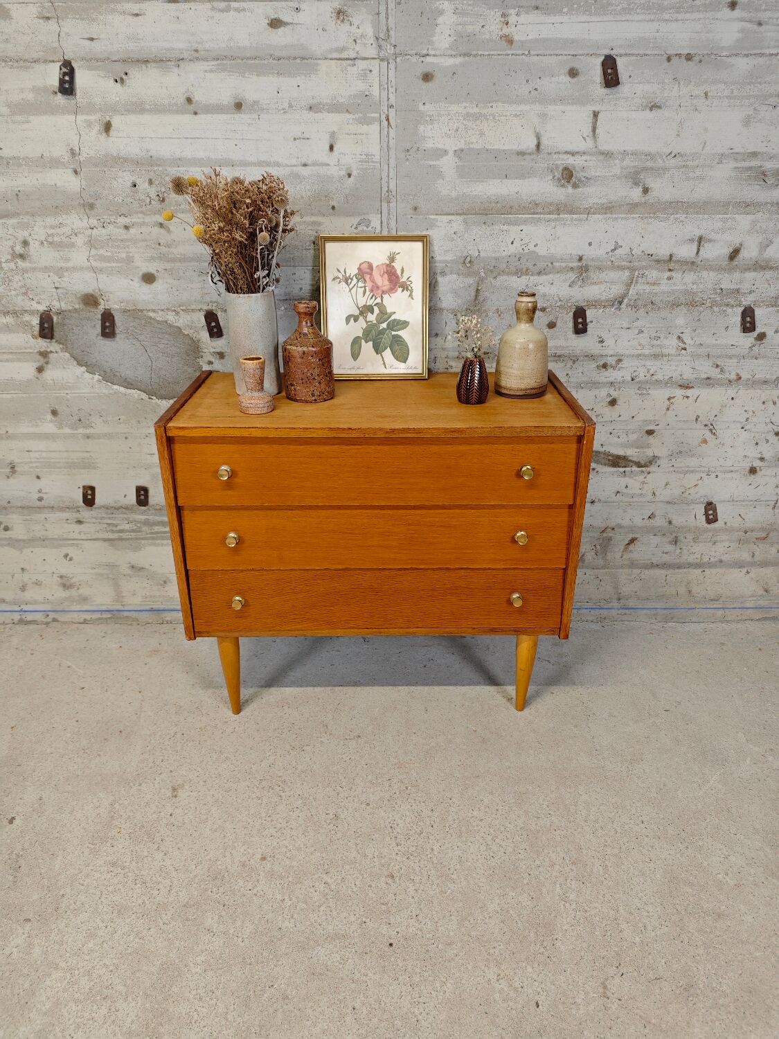 Vintage chest of drawers