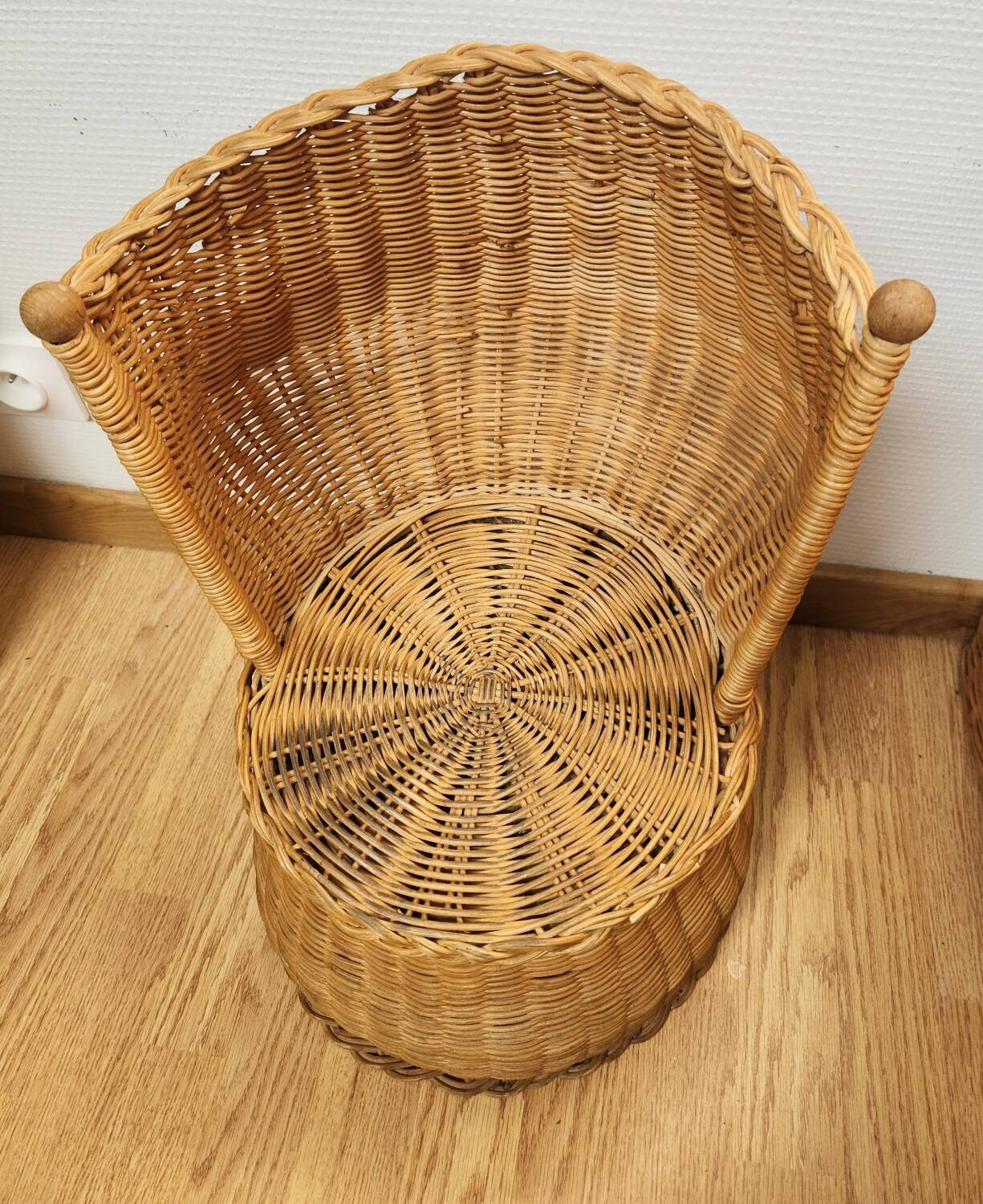 Fauteuil corbeille enfant en osier