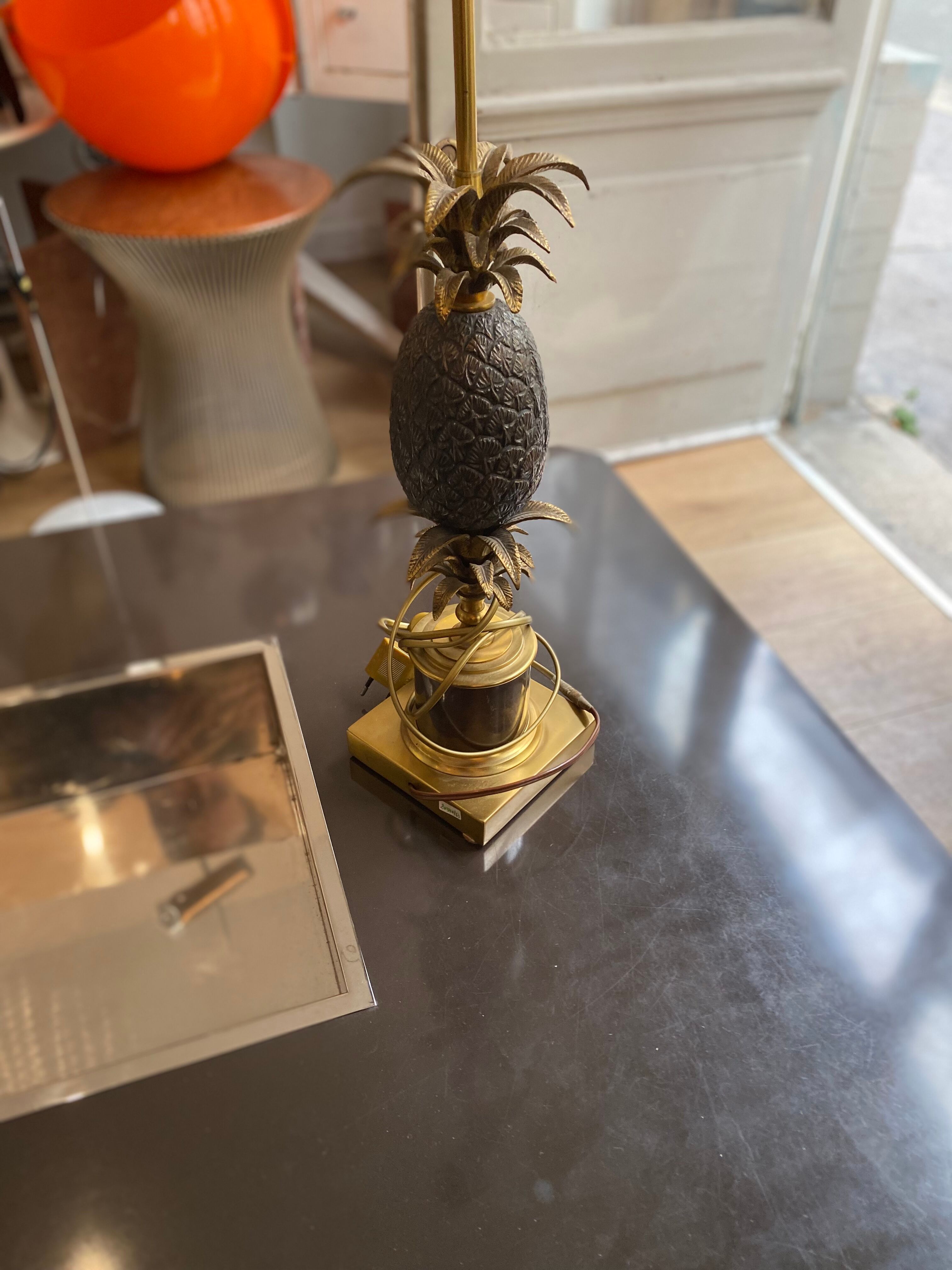 Palm lamp brass