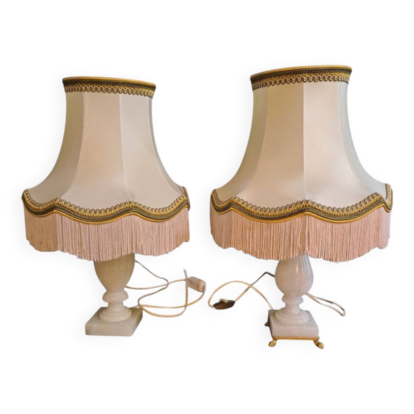 2 lampes de chevet en albâtre blanc avec abat-jour