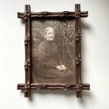 Antique Frame in carved wood  faux bambou style 19.5 cm x 15 cm