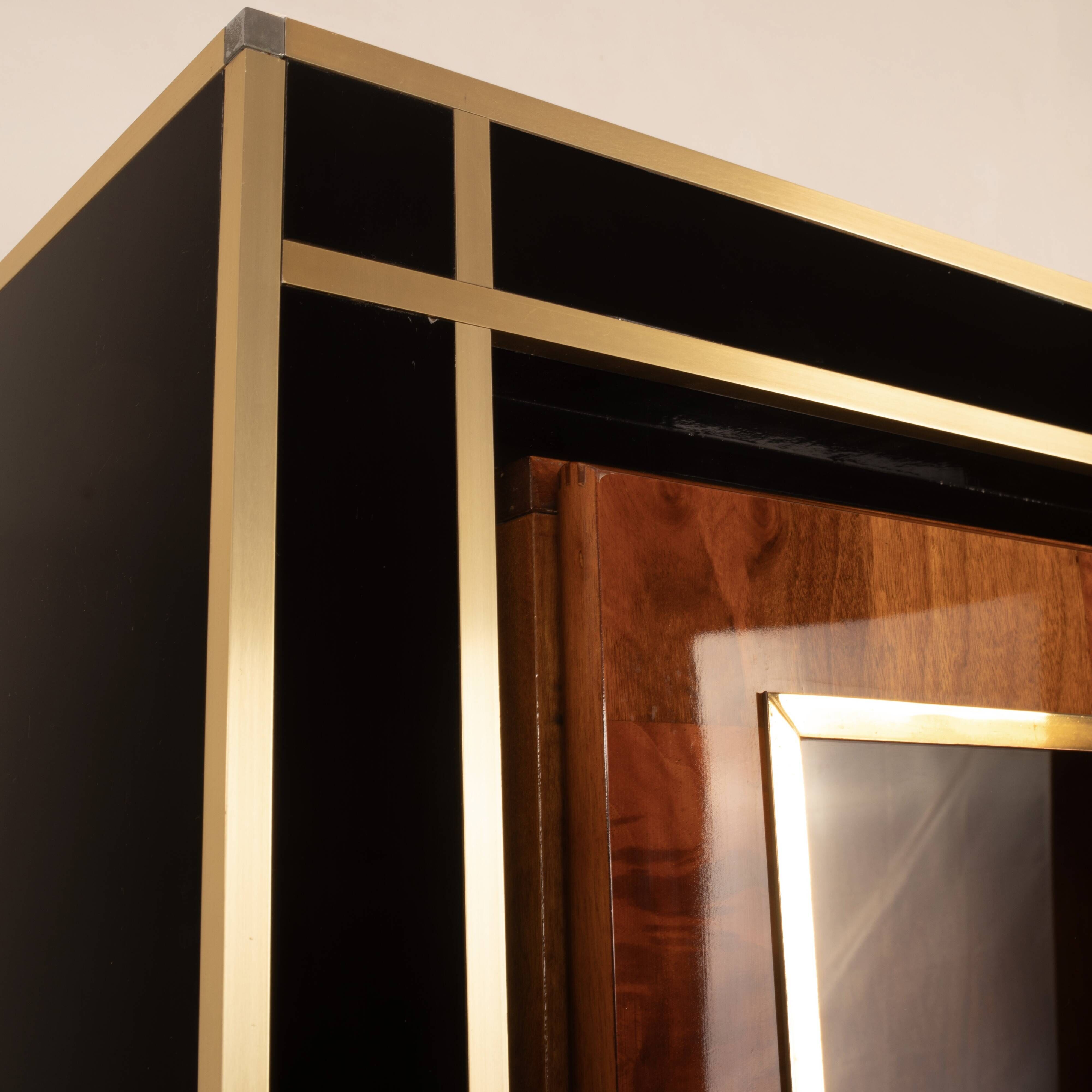 Vitrine en bois de séquoia par Willy Rizzo pour Mario Sabot