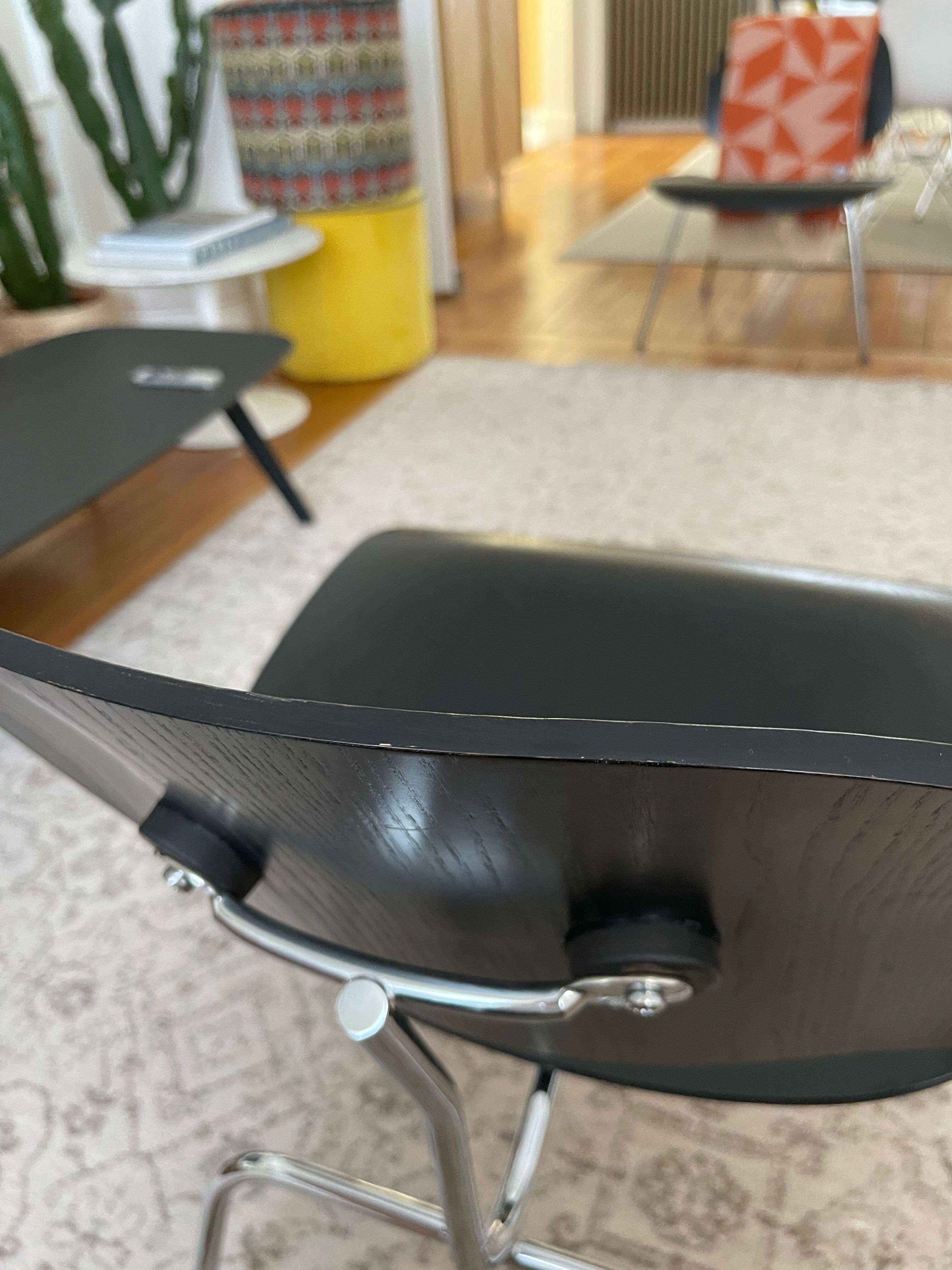 LCM armchair black ash