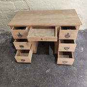 Desk in solid elm with natural airbrushing