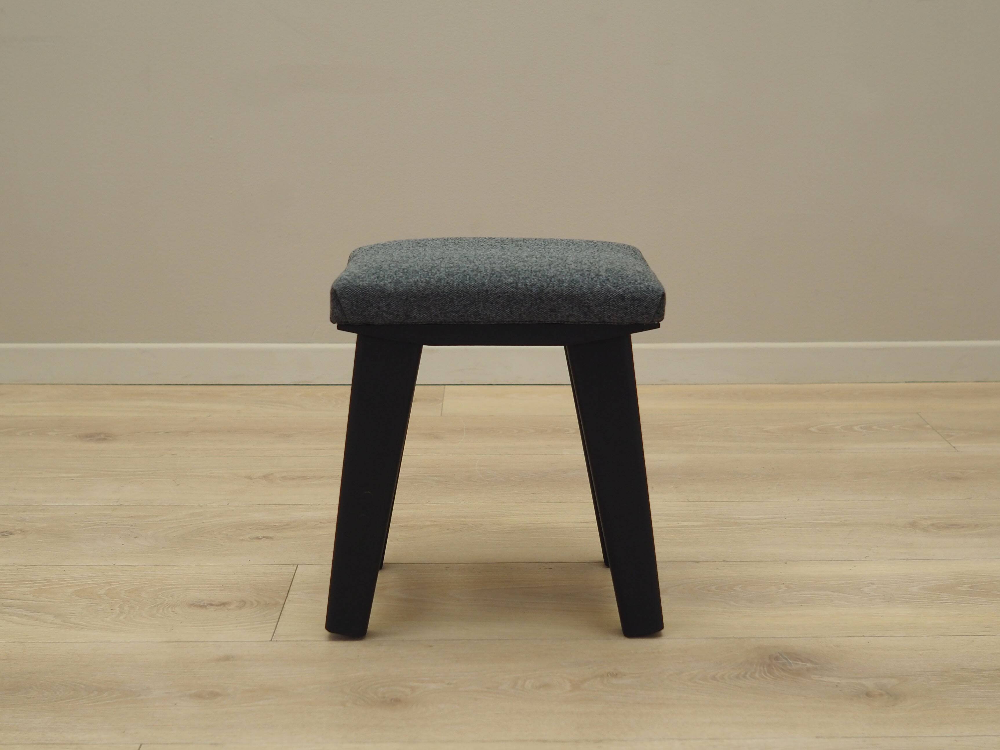 Tabouret gris, design danois, années 1980, production : Danemark
