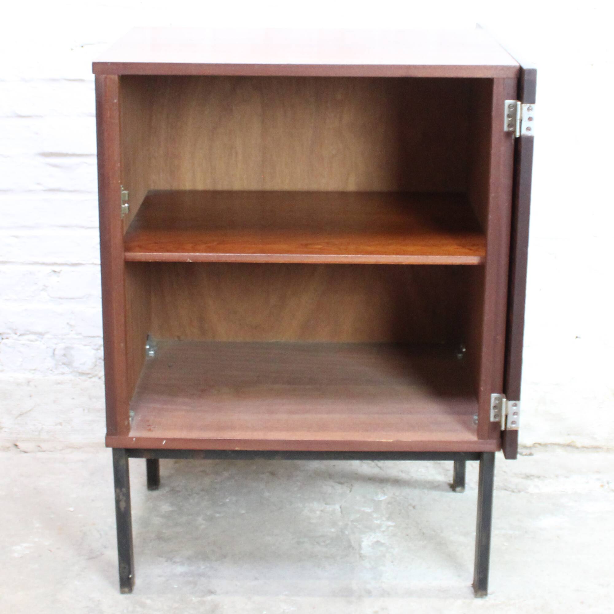 Meuble de rangement "660" par Pierre Guariche pour Meurop 1961