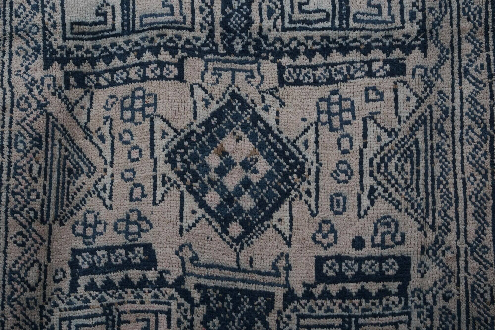 Vintage Turkish hallway rug 110x318 cm