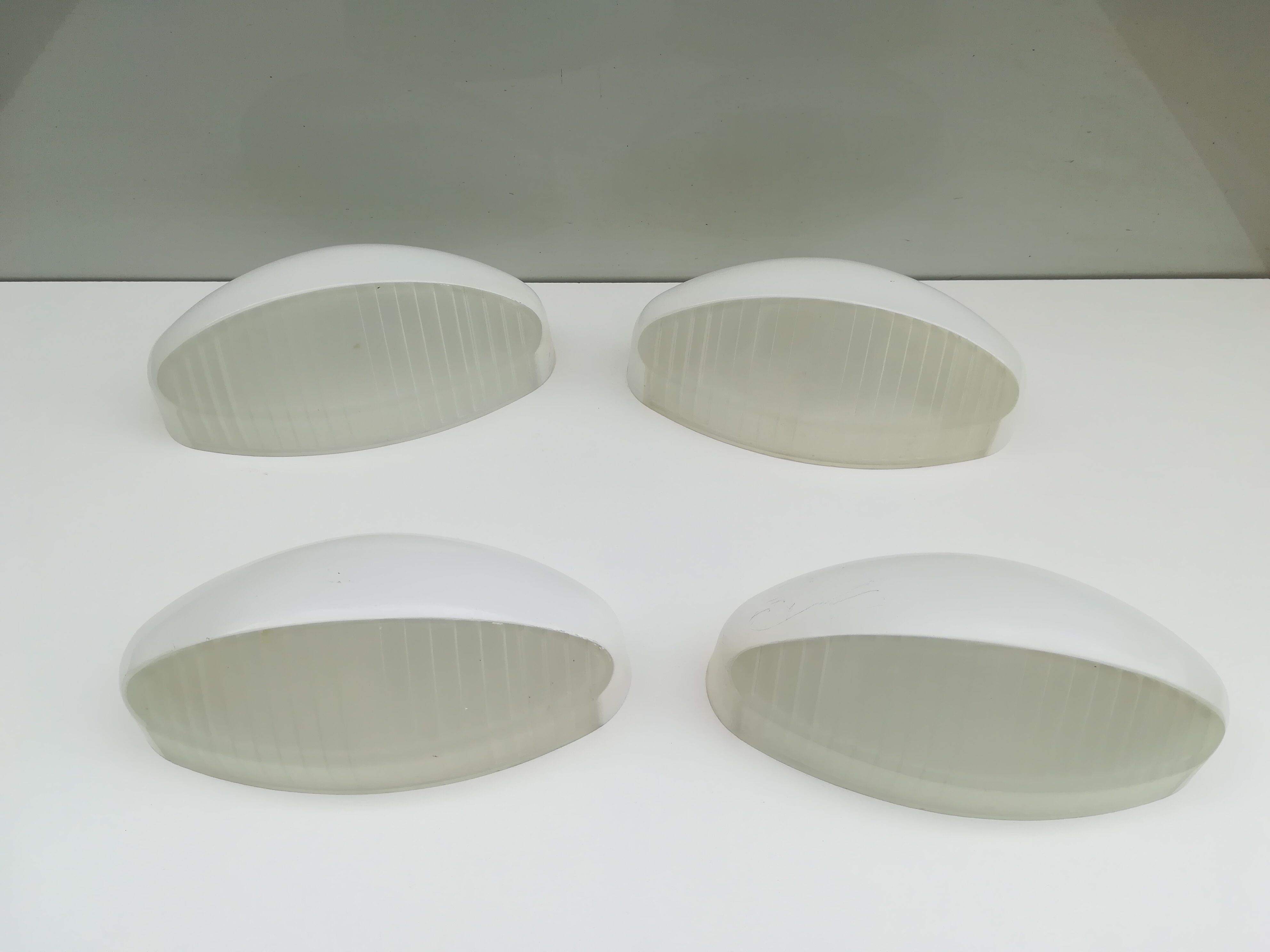 Holophane wall light