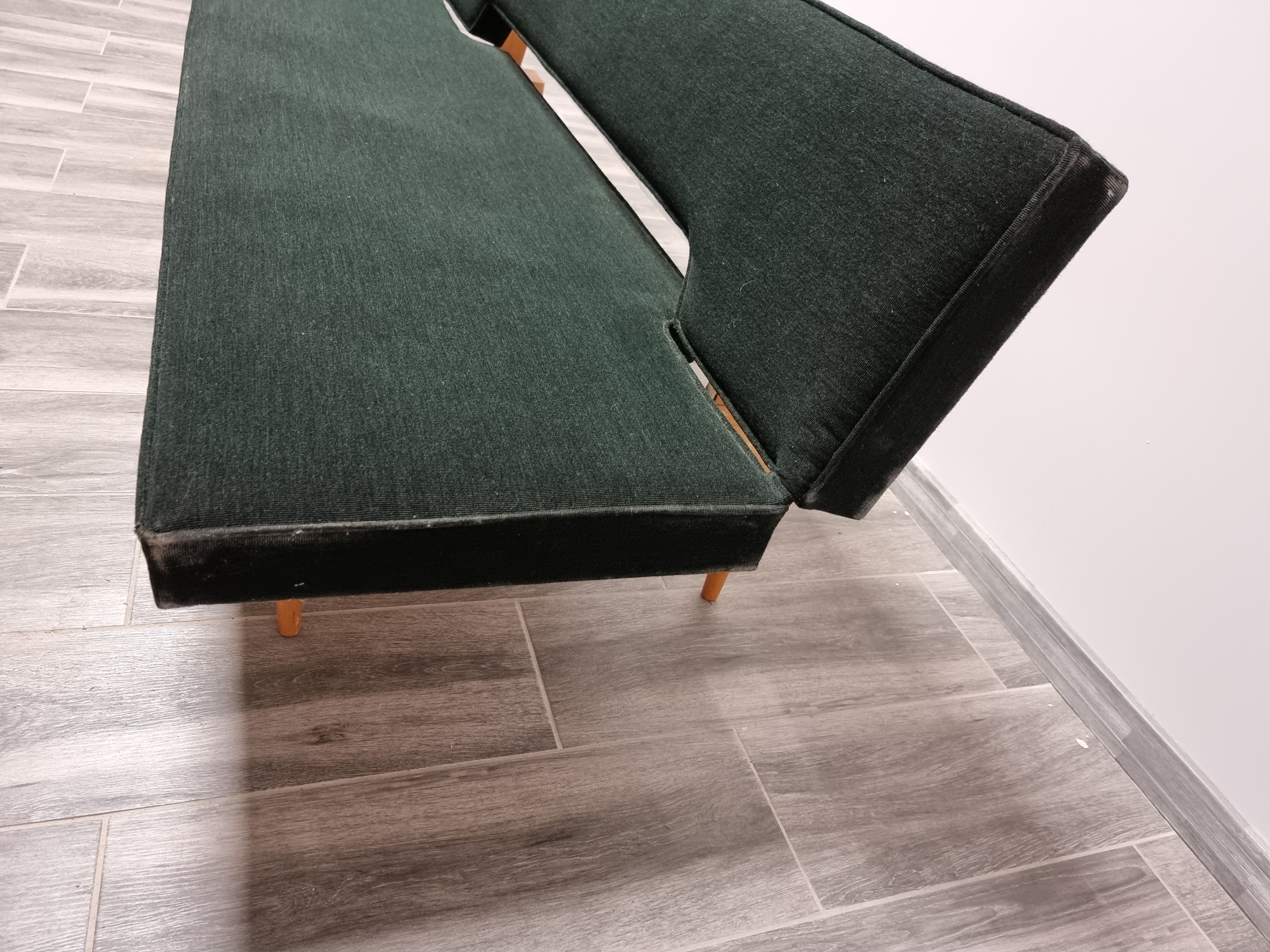 Czechoslovakian Sofa by Miroslav Navratil