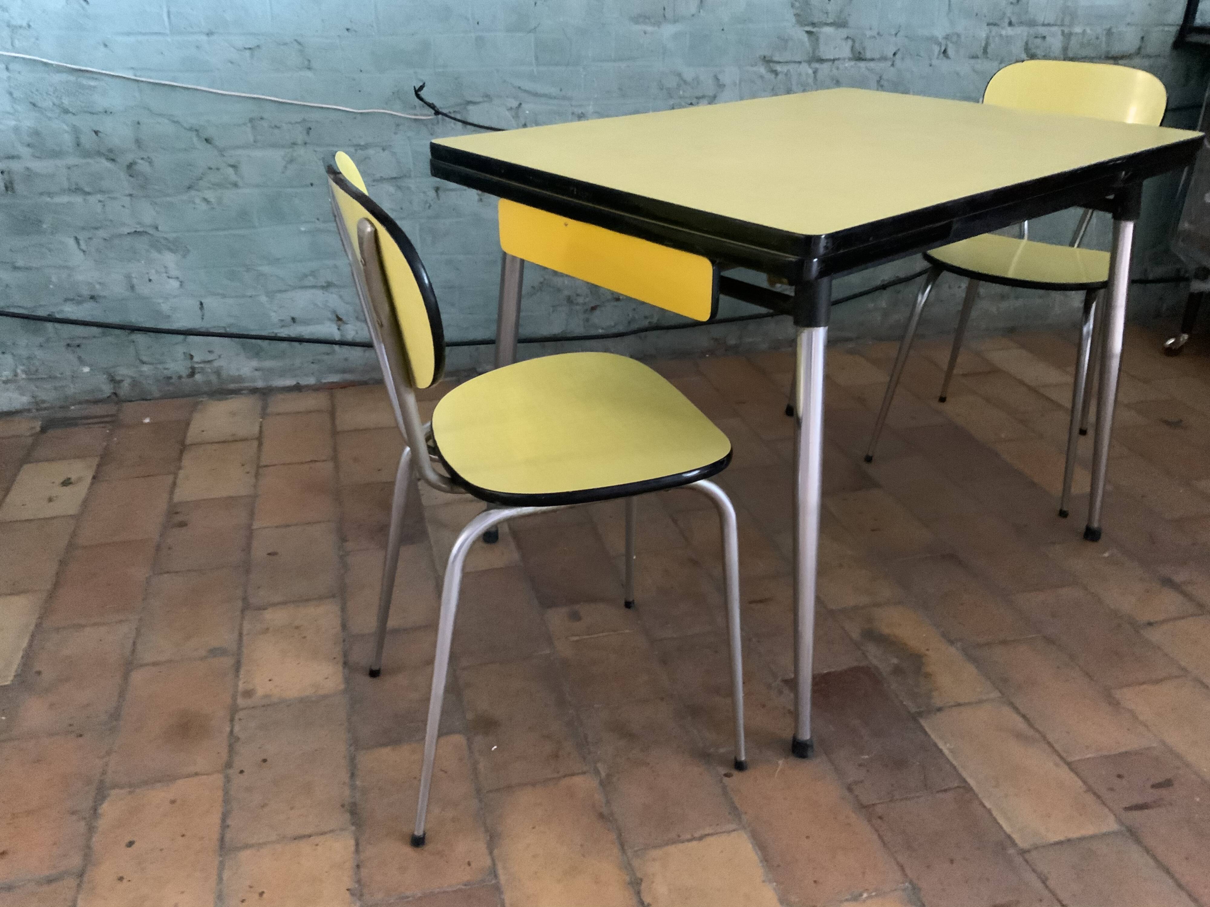 Table vintage