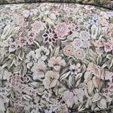 Vintage toad bench sofa with flowers