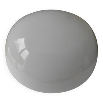 Opaline globe, diameter 20 cm