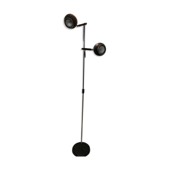 Eye ball floor lamp