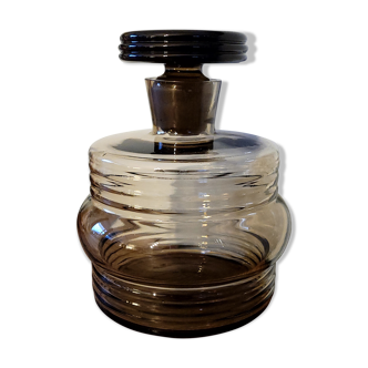 Carafe en verre fumé
