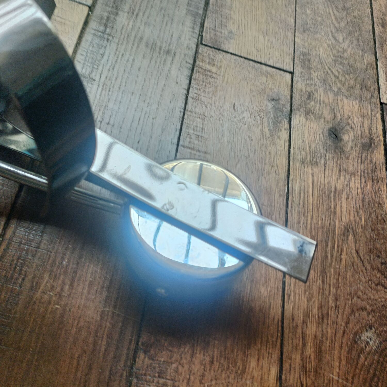 Chrome wall light Laurie Lumière