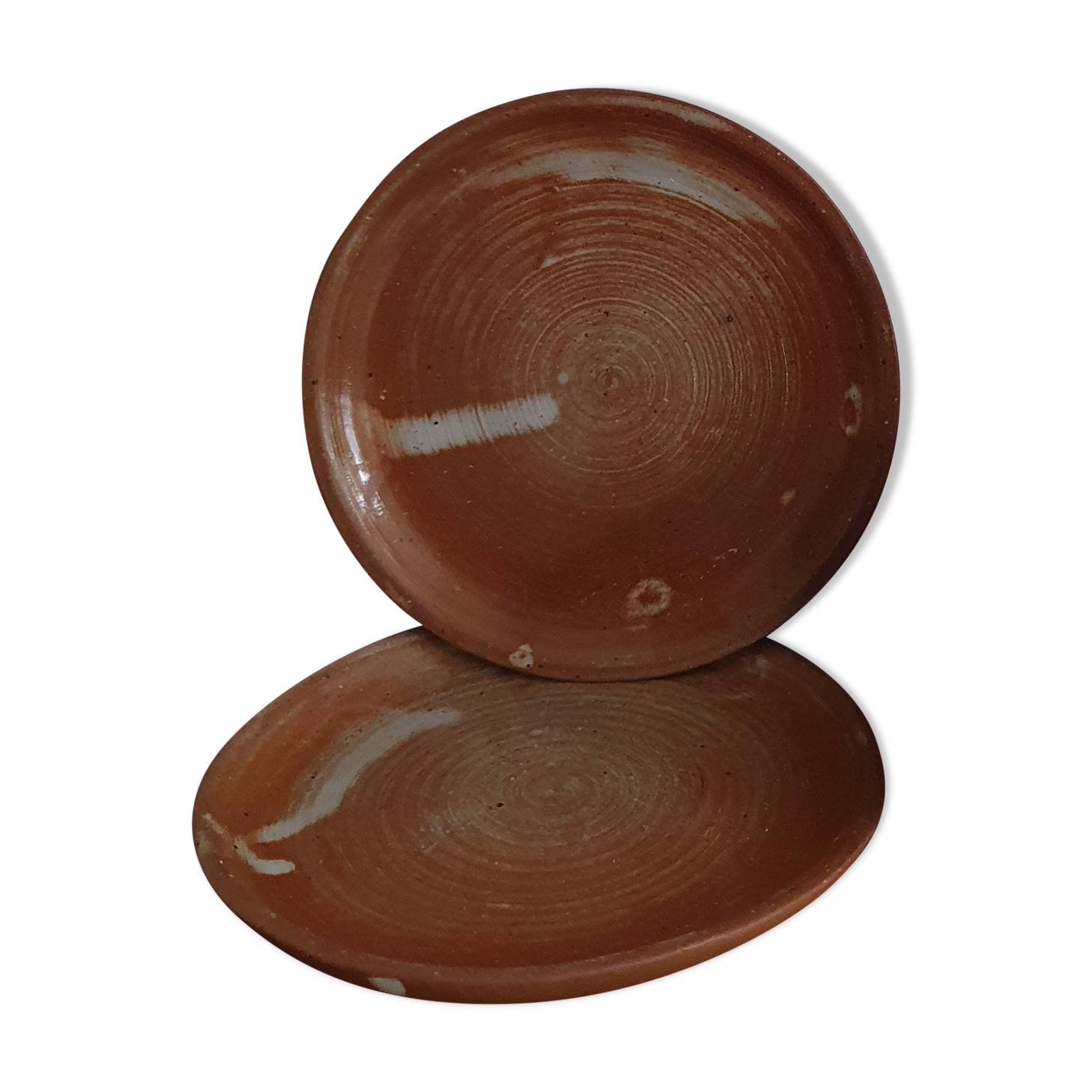 Duo of stoneware plates