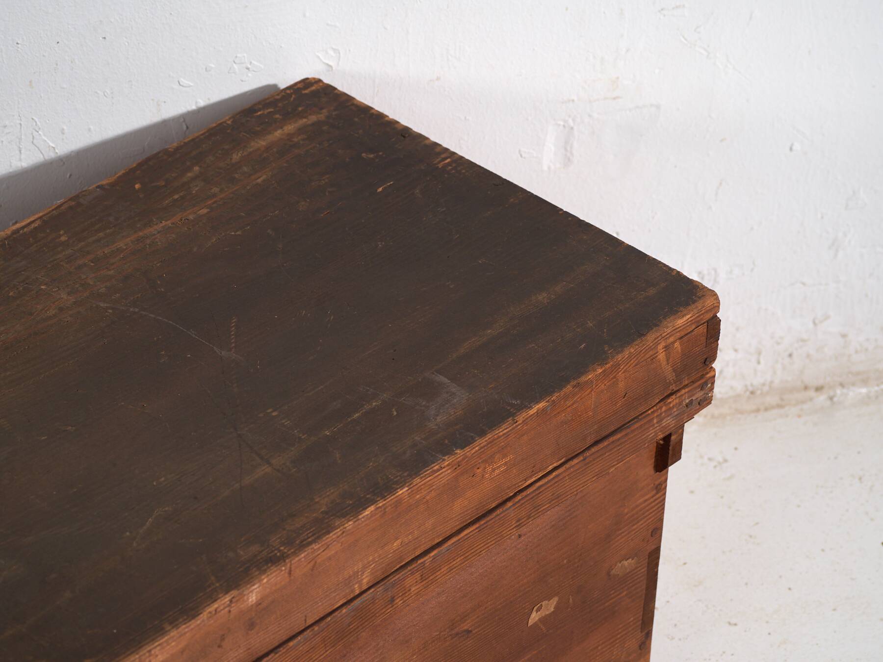 Coffre de rangement japonais ancien en cèdre sugi - période Meiji–Taishō (c.1890–1920)