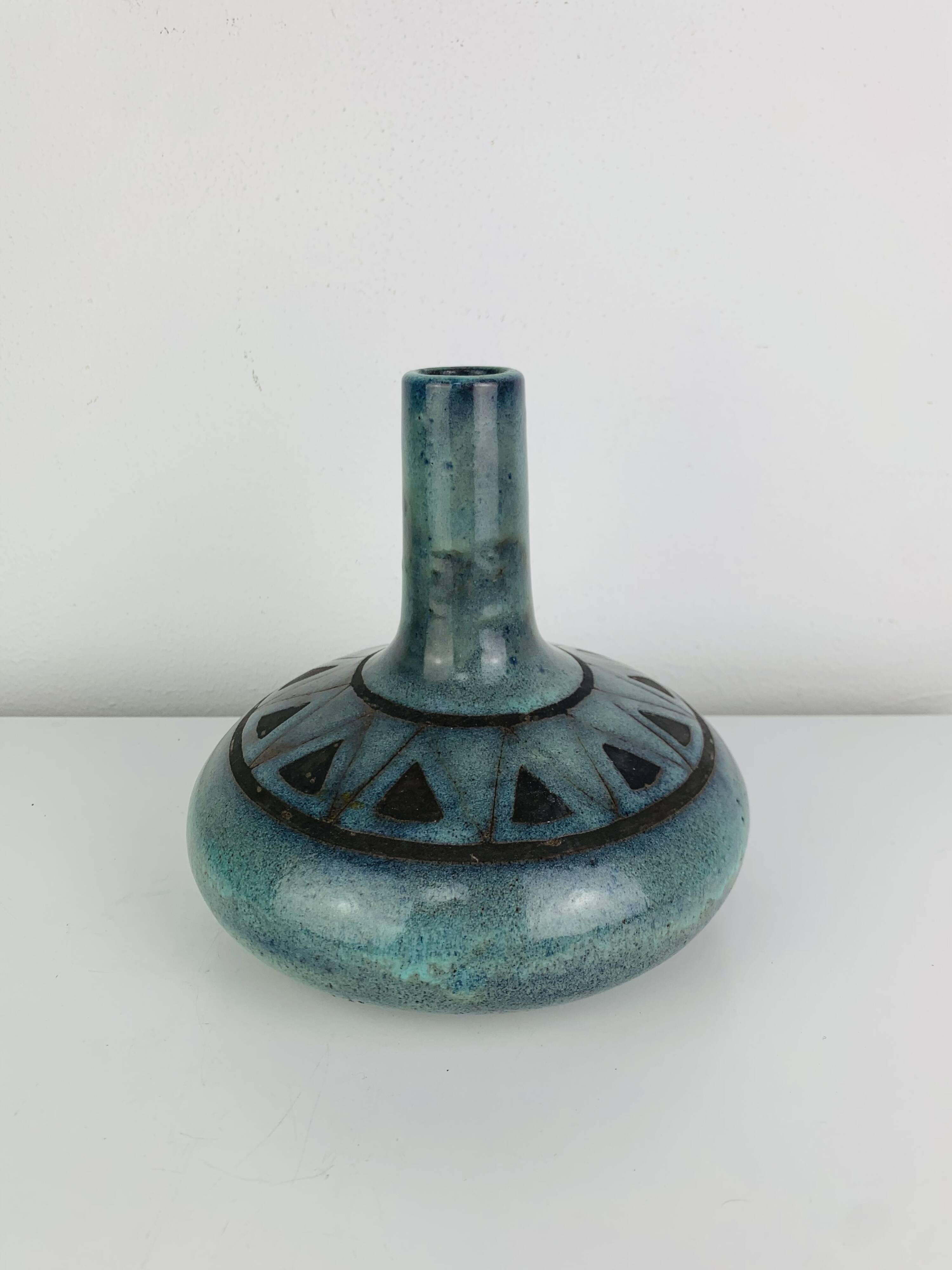 Vintage ceramic vase pottery Kings of Majorca in Perpignan, geometric.